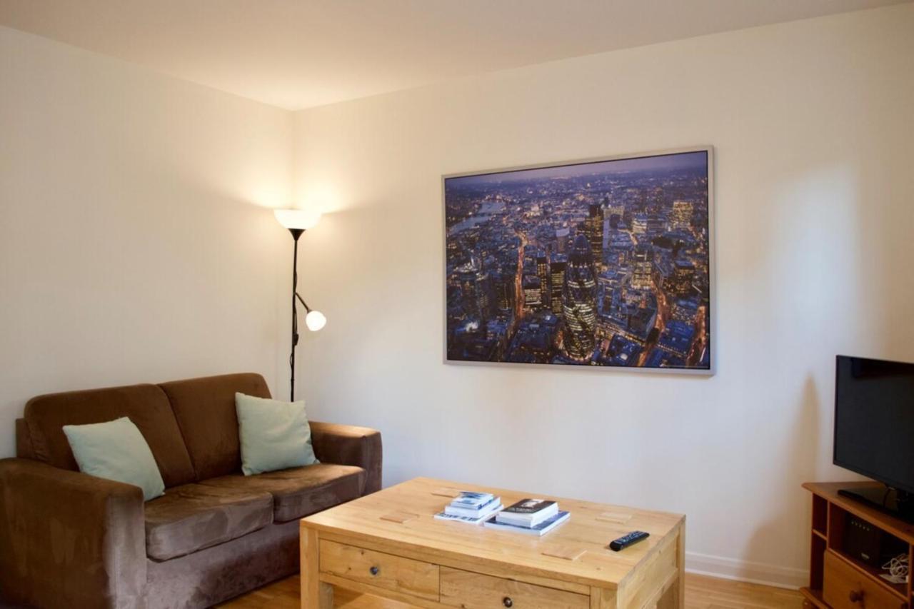 Modern 2 Bedroom City Centre Flat เอดินบะระ ภายนอก รูปภาพ