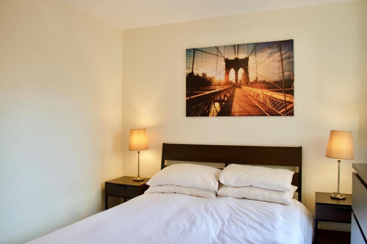 Modern 2 Bedroom City Centre Flat เอดินบะระ ภายนอก รูปภาพ